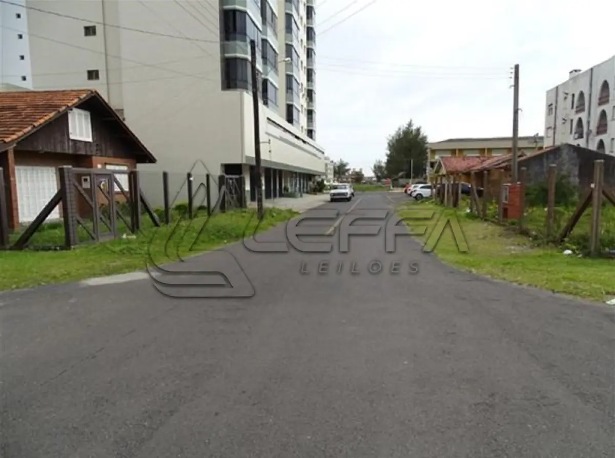 LOTE 005 - APARTAMENTO NA AVENIDA DA IGREJA EM TRAMANDAÍ/RS