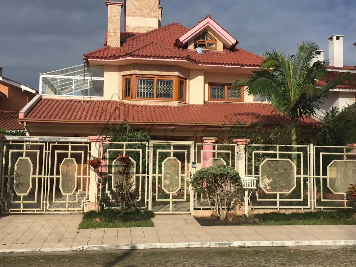 LOTE 001 - TERRENO COM BENFEITORIA NA PRAIA DE CAPÃO NOVO EM CAPÃO DA CANOA/RS