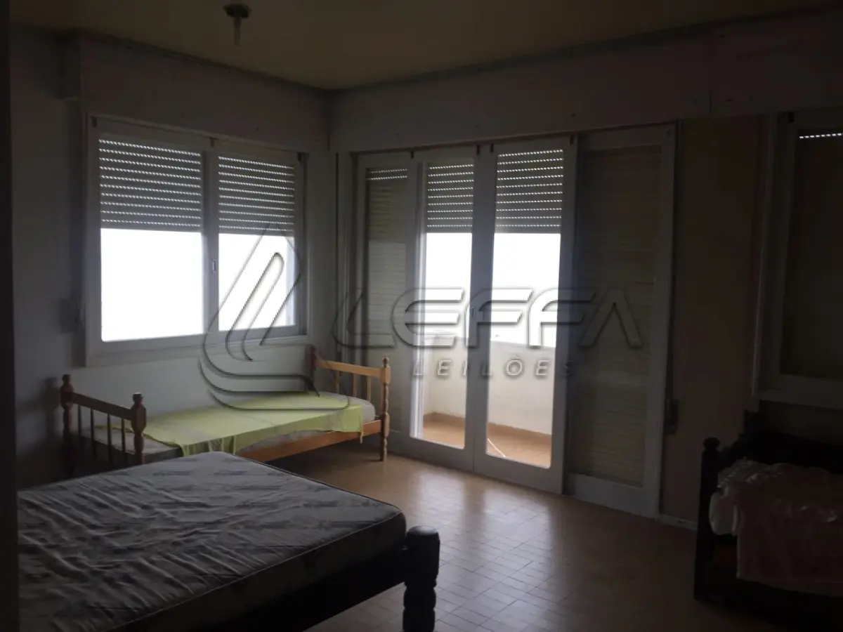 LOTE 001 - APARTAMENTO NO ED. PANORAMA, CENTRO EM TORRES/RS