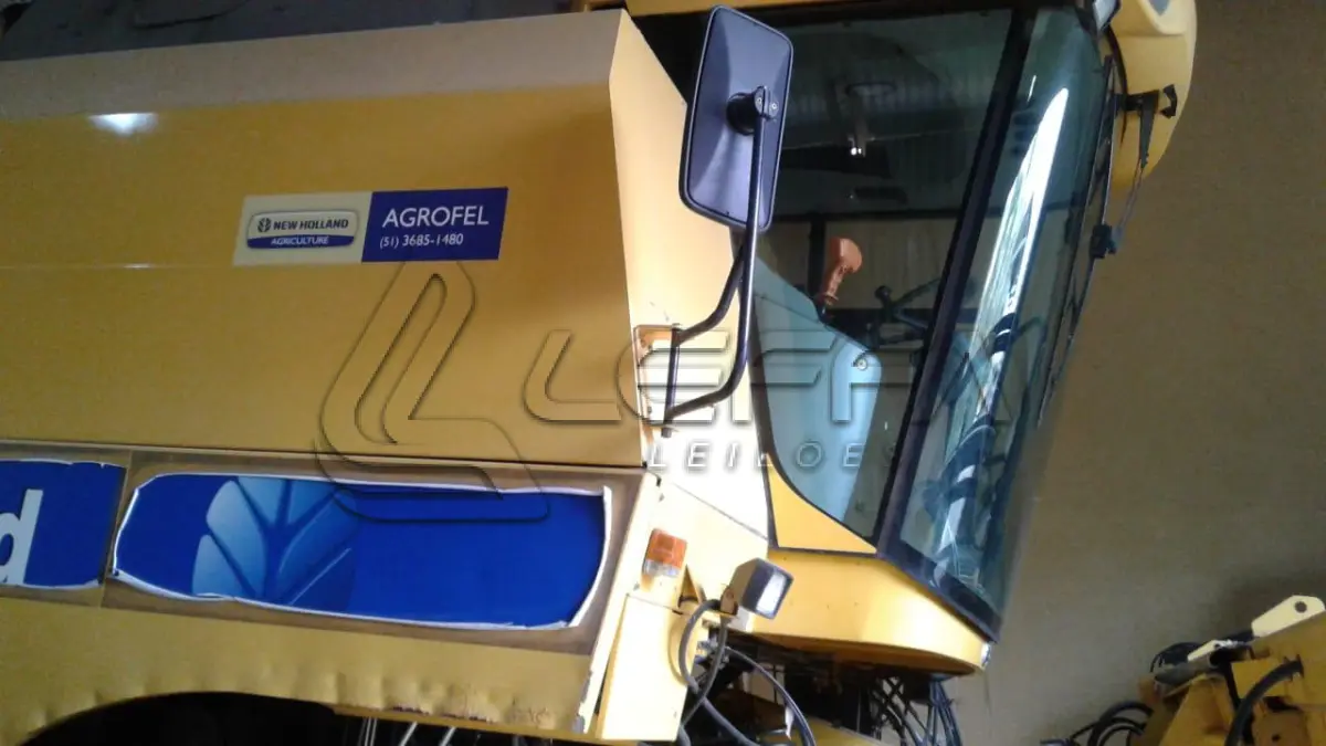 LOTE 004 - COLHEITADEIRA, NEW HOLLAND, MOD TC 5070, ANO 2013