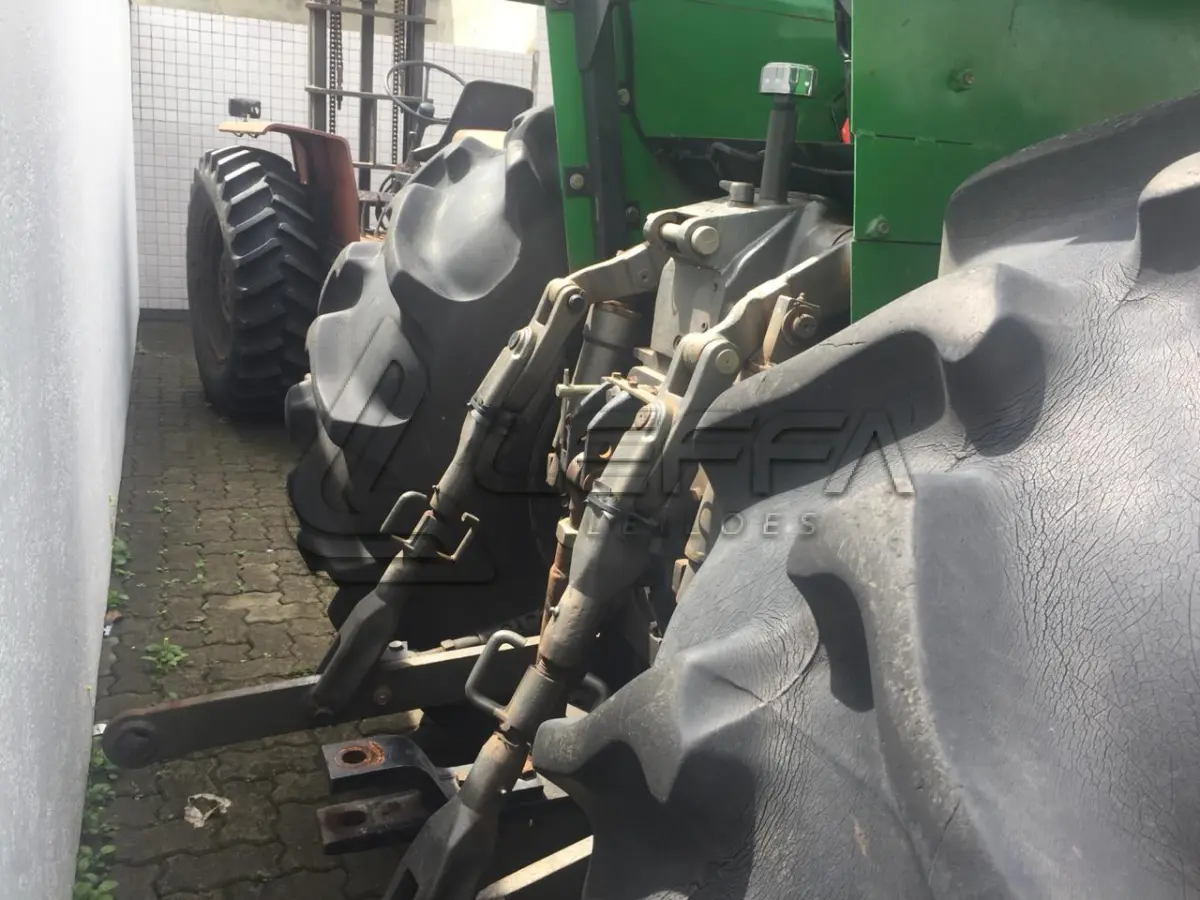 LOTE 005 - TRATOR AGRALE, MOD 4110, ANO 1991