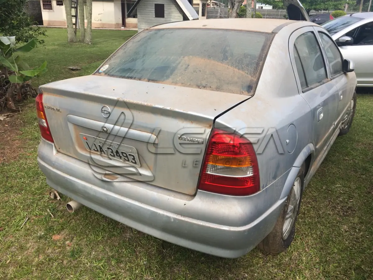 LOTE 008 - VEÍCULO GM/ASTRA GL, ANO E MODELO 1999