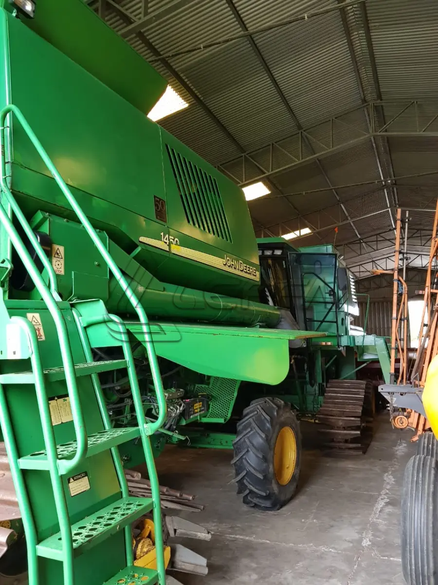 LOTE 017 - Colheitadeira John Deere 1450 Ano 2014
