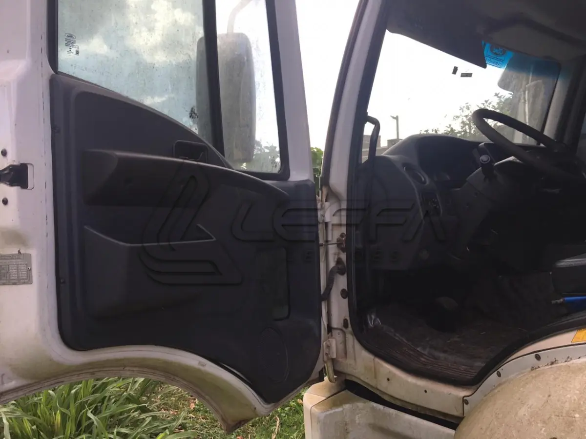 LOTE 008 - CAMINHÃO FORD/CARGO 1319, ANO 2013, PLACAS AYT-5251