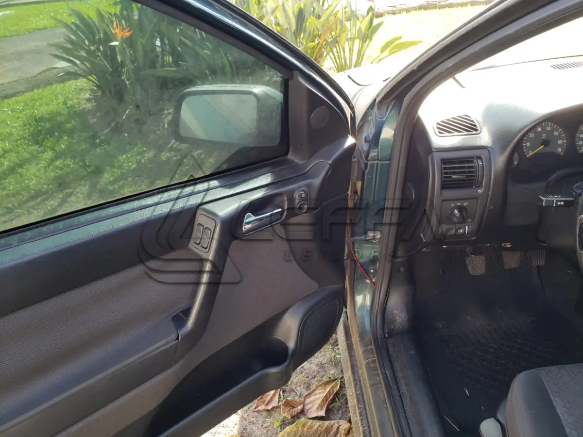LOTE 002 - VEÍCULO GM/ASTRA ADVANTAGE, ANO/MODELO 2005