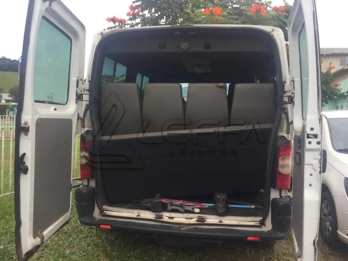 LOTE 005