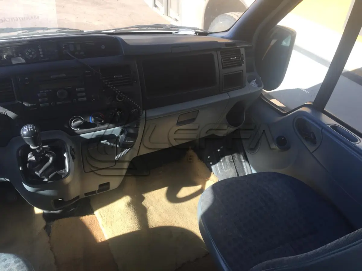 LOTE 003 - FURGÃO FORD TRANSIT, diesel, ano e modelo 2013