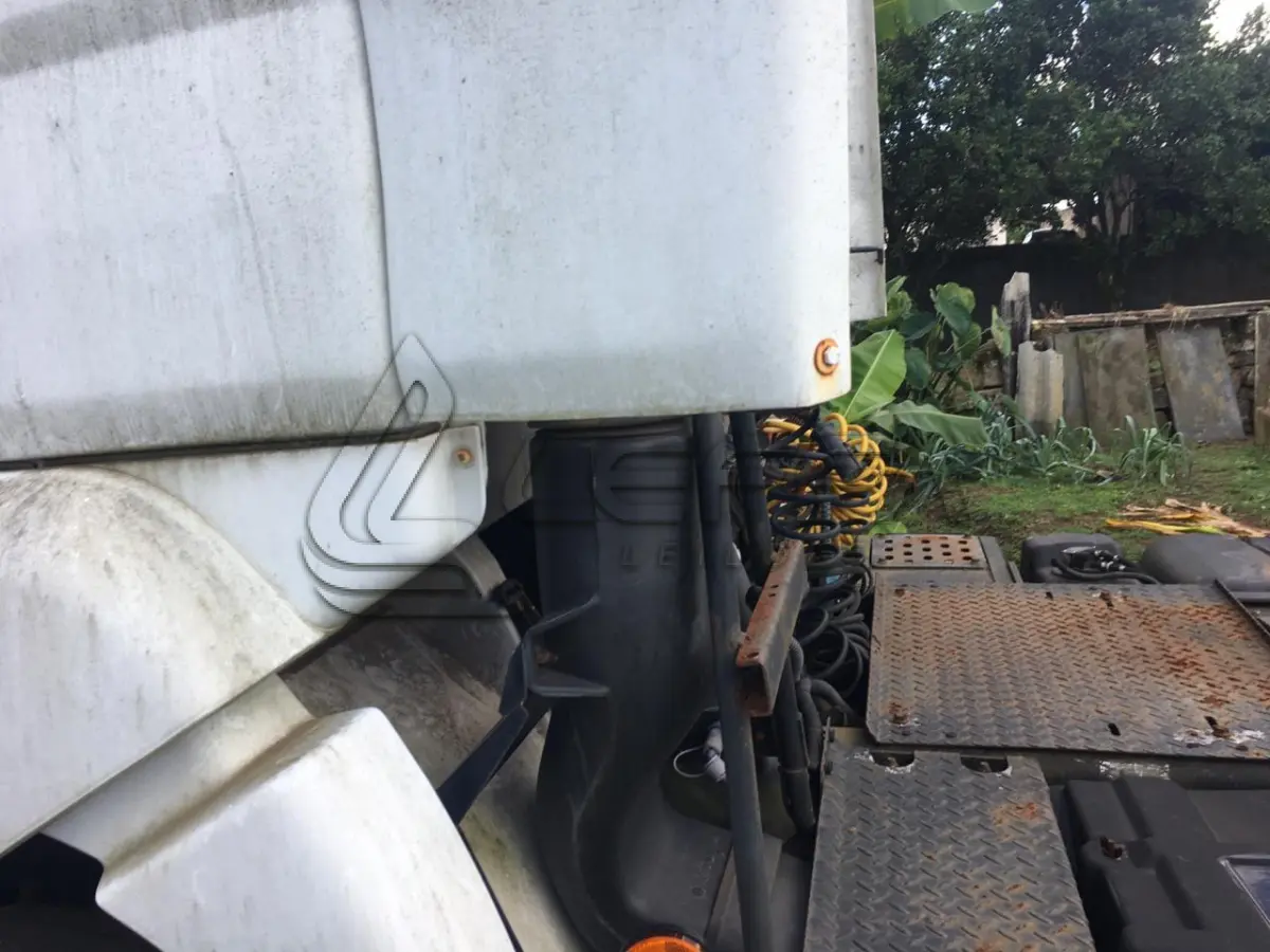 LOTE 003 - UM VEÍCULO VW 19.330 CC 4x2