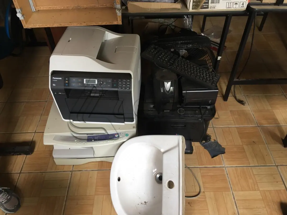 LOTE 010 - SUCATA DE PRODUTOS ELETRÔNICOS
