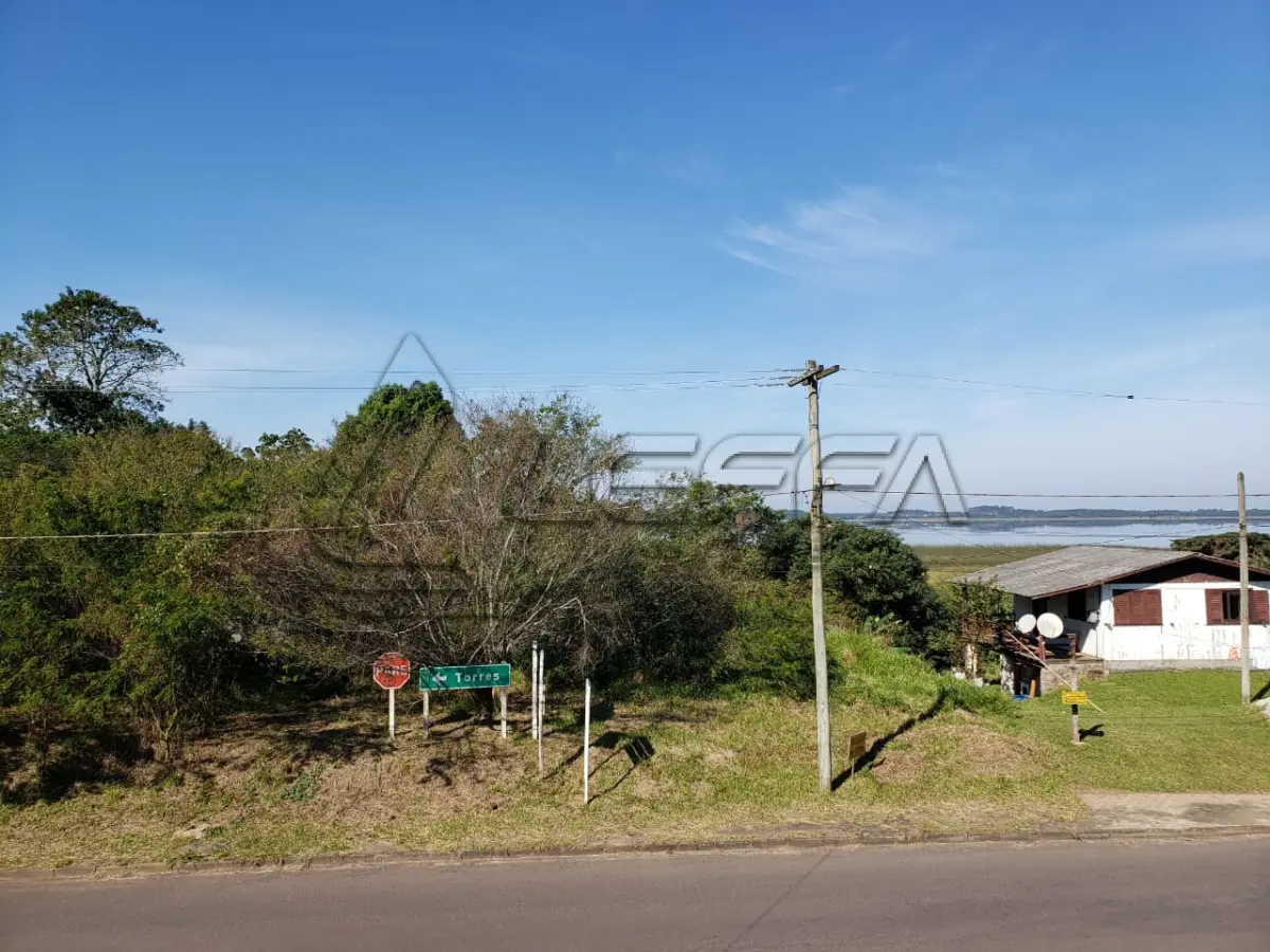 LOTE 001 - ÁREA DE TERRA, APROXIMADAMENTE 4.754,52M², ÀS MARGENS DA BR 101, KM 12, NO ACESSO À DOM PEDRO DE ALCÂNTARA/RS