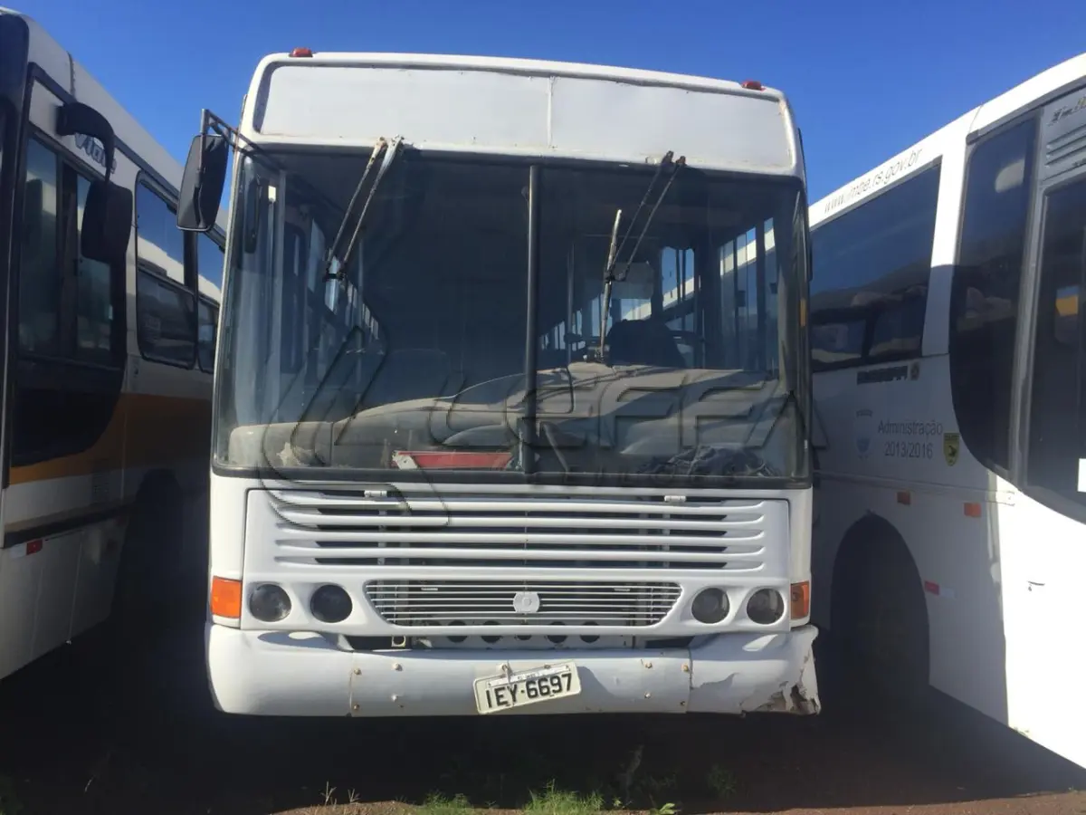LOTE 006 - ÔNIBUS MB OF 1620, placas IEY 6697, diesel, ano e modelo 1996