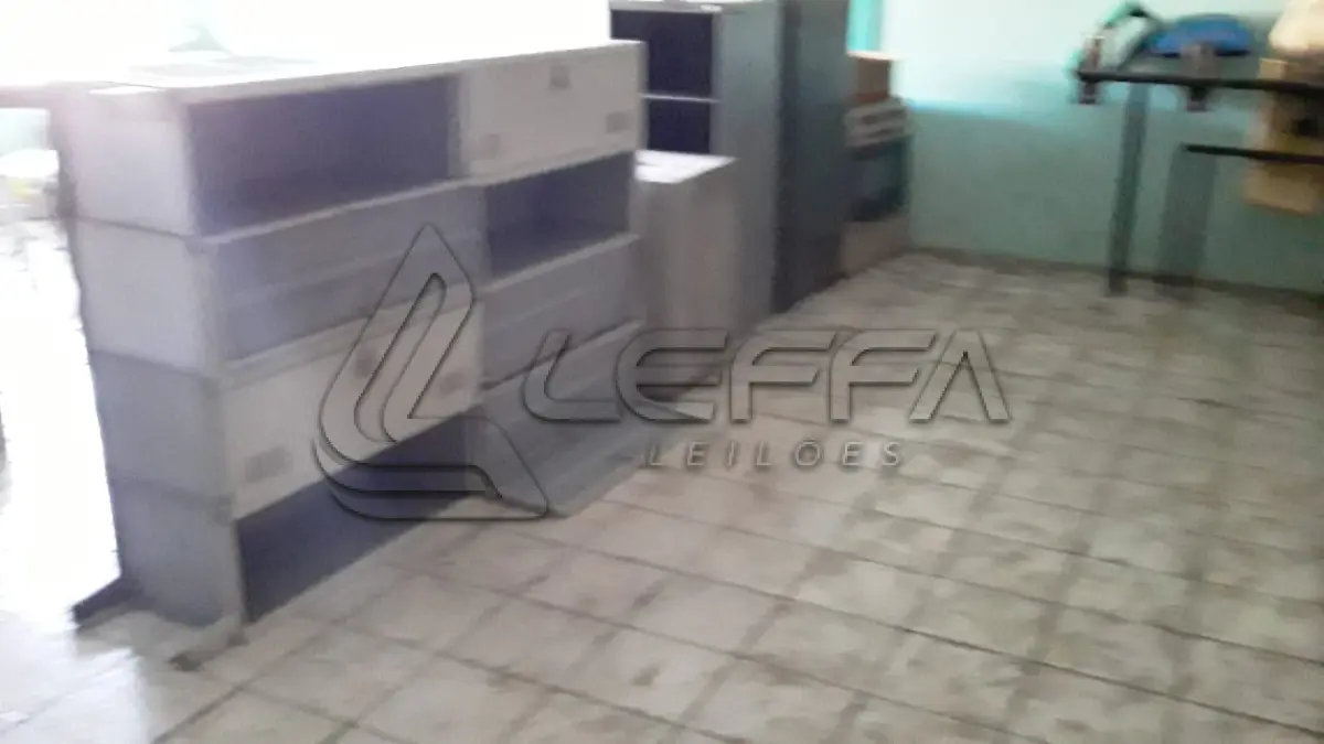 LOTE 013 - SUCATAS EM GERAL