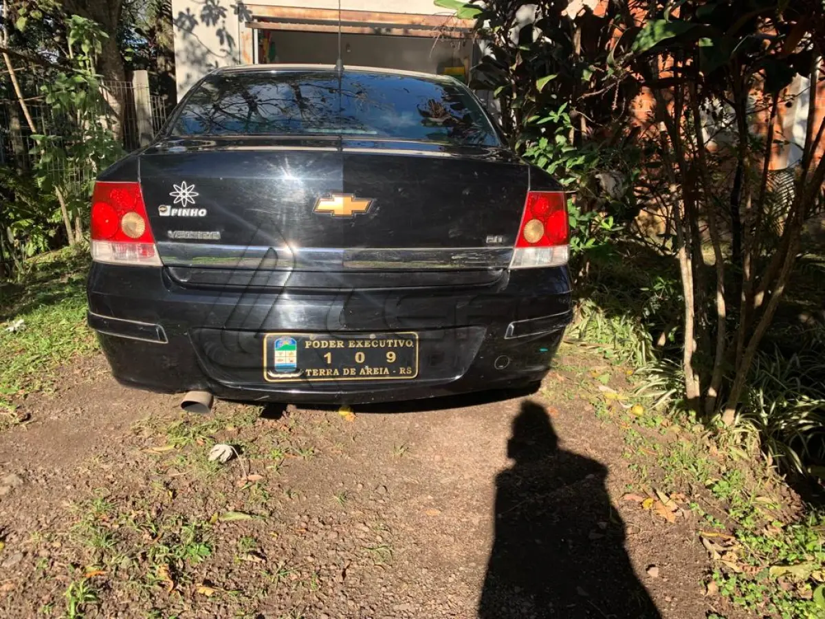 LOTE 009 - VEÍCULO GM VECTRA SEDAN ELEGANCE placa IQG 0326, Flex, ano 2009 modelo 2010, cor preta