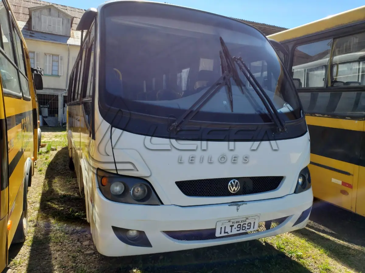LOTE 002 - ÔNIBUS VW MASCA GRANMINI, W120, ano 2003 e modelo 2004, cor branca