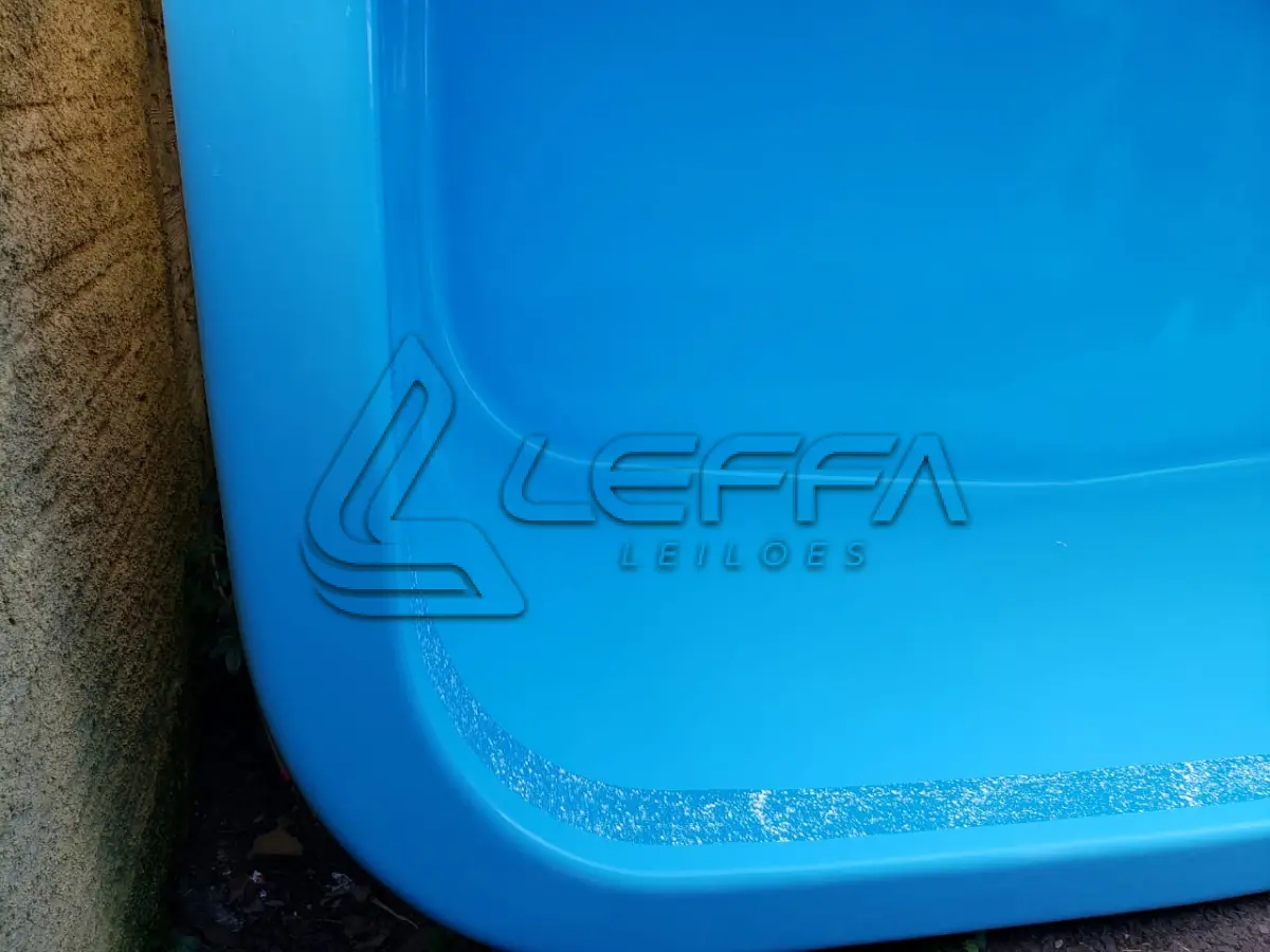 LOTE 005 - PISCINA DE 5,50 METROS COM CAPACIDADE DE 19.600 LITROS