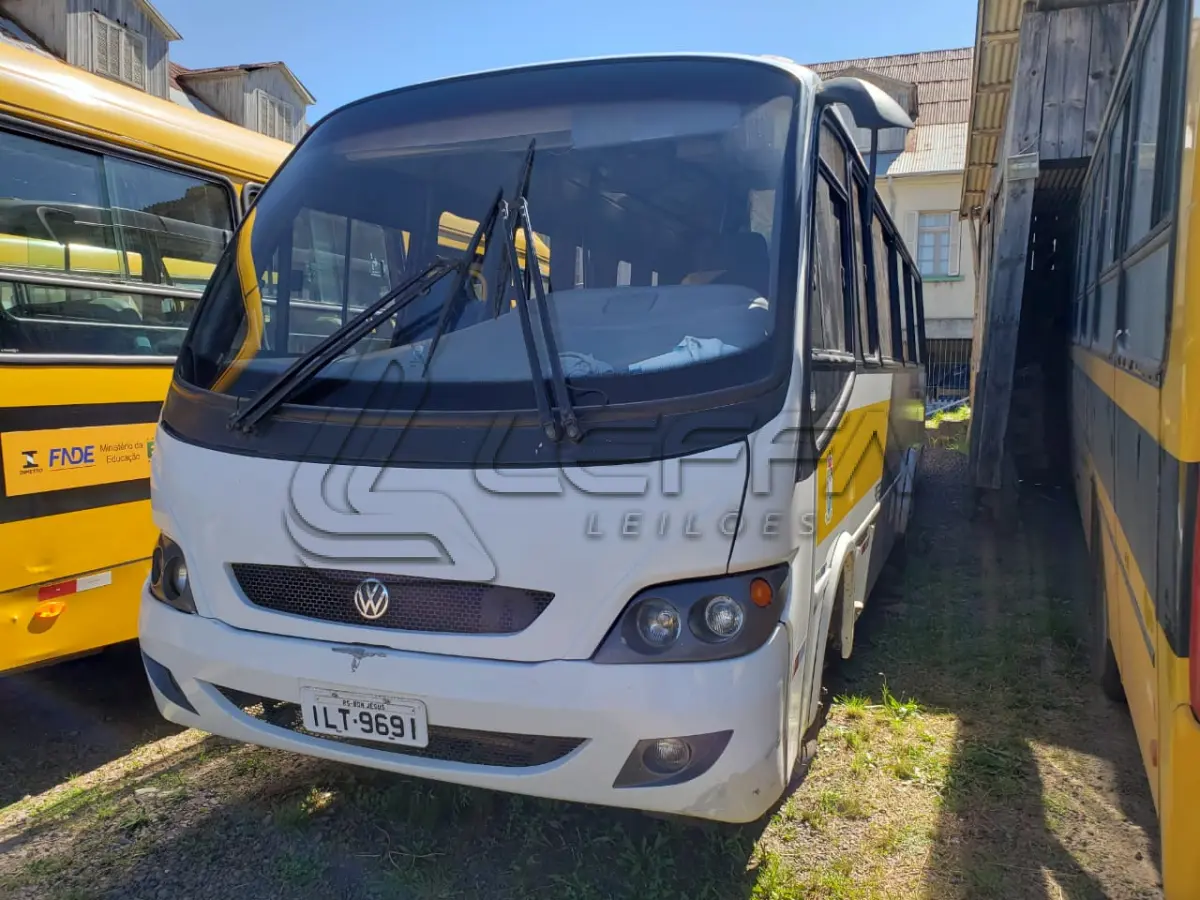 LOTE 002 - ÔNIBUS VW MASCA GRANMINI, W120, ano 2003 e modelo 2004, cor branca