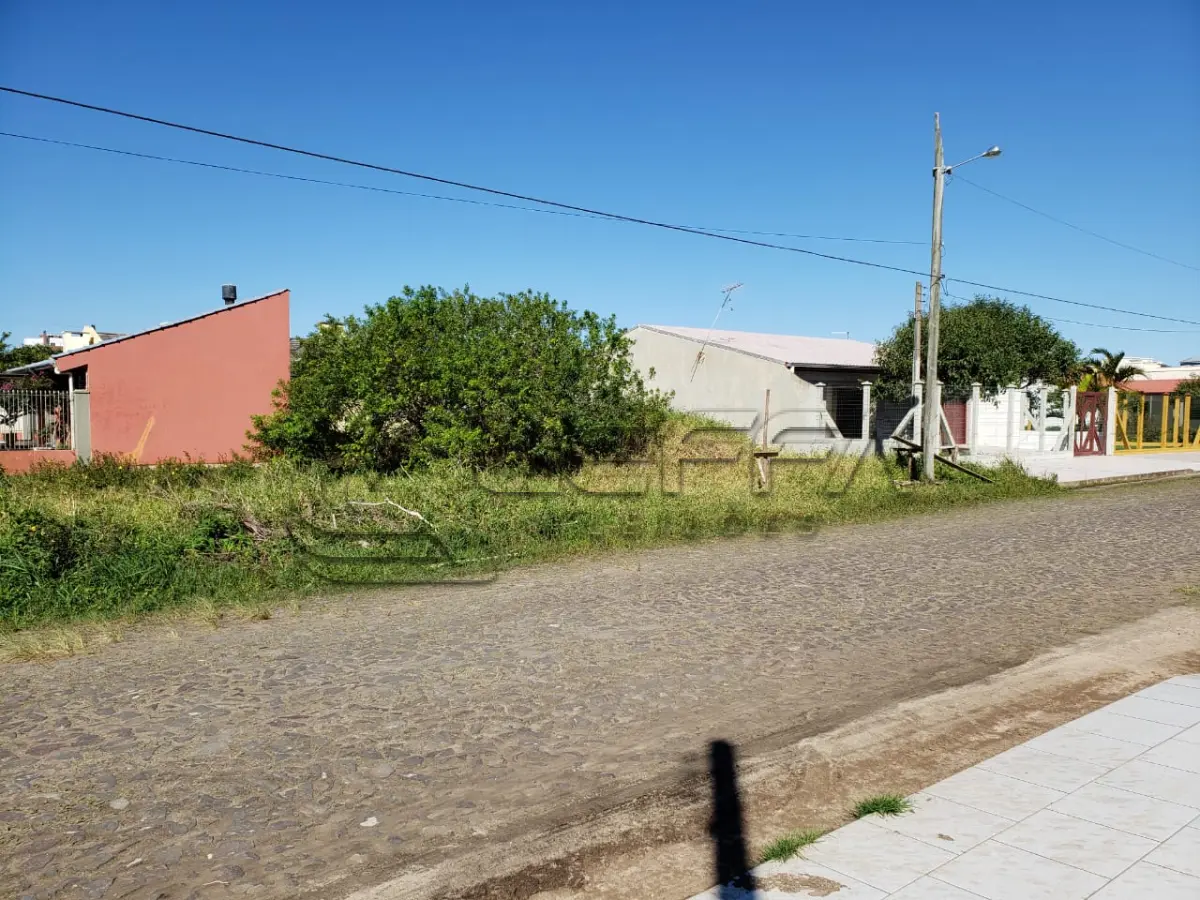 LOTE 001 - Terreno Urbano, na Areias Brancas, Lote 16 Quadra 47, em Arroio do Sal/RS