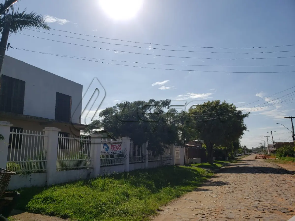 LOTE 001 - terreno urbano no Bairro Curtume, na rua Eliseu Kuwer, em Torres/RS