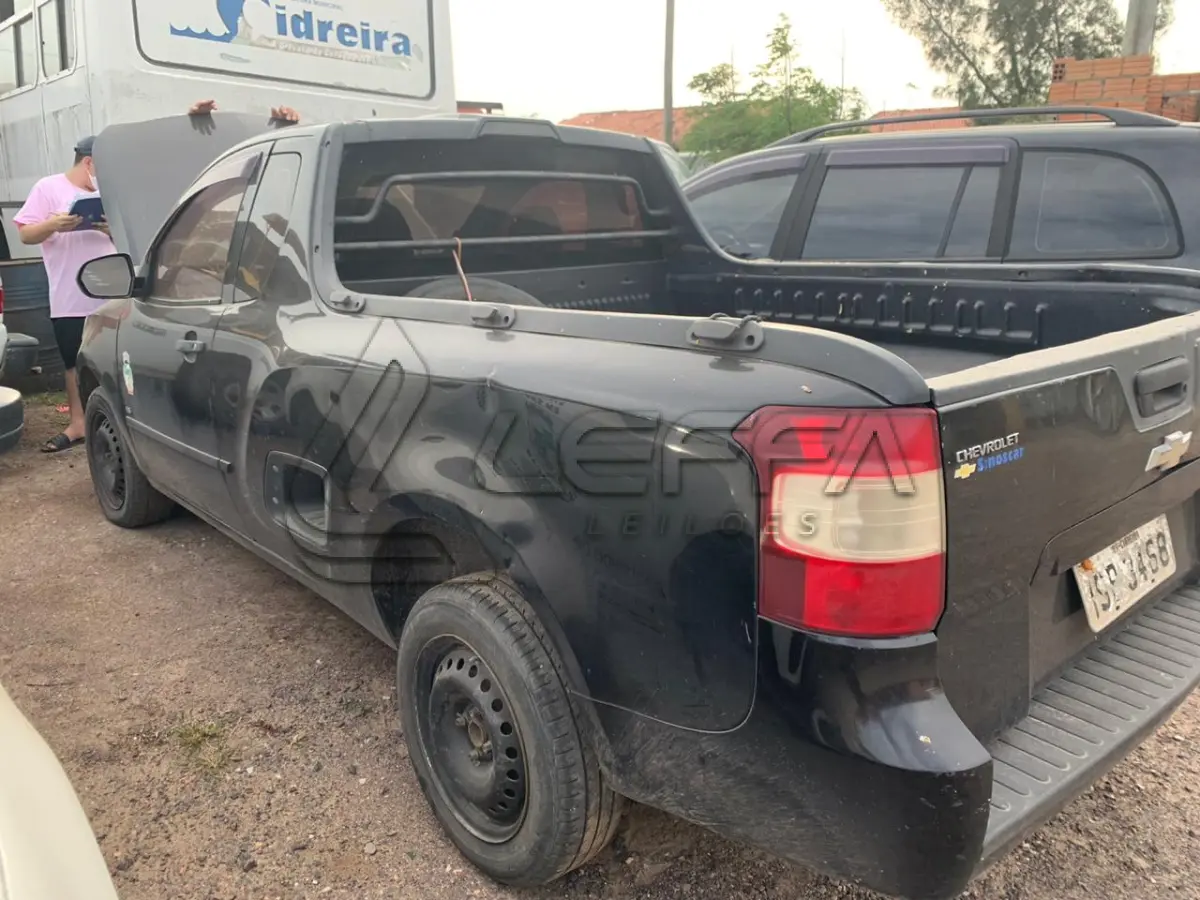LOTE 005 - VEÍCULO GM/CHEVROLET MONTANA, LS, ano 2011, modelo 2012