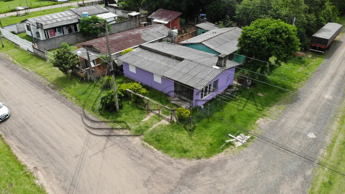 LOTE 001 - Terreno, com Edificação (Casa), no São Braz em Torres/RS