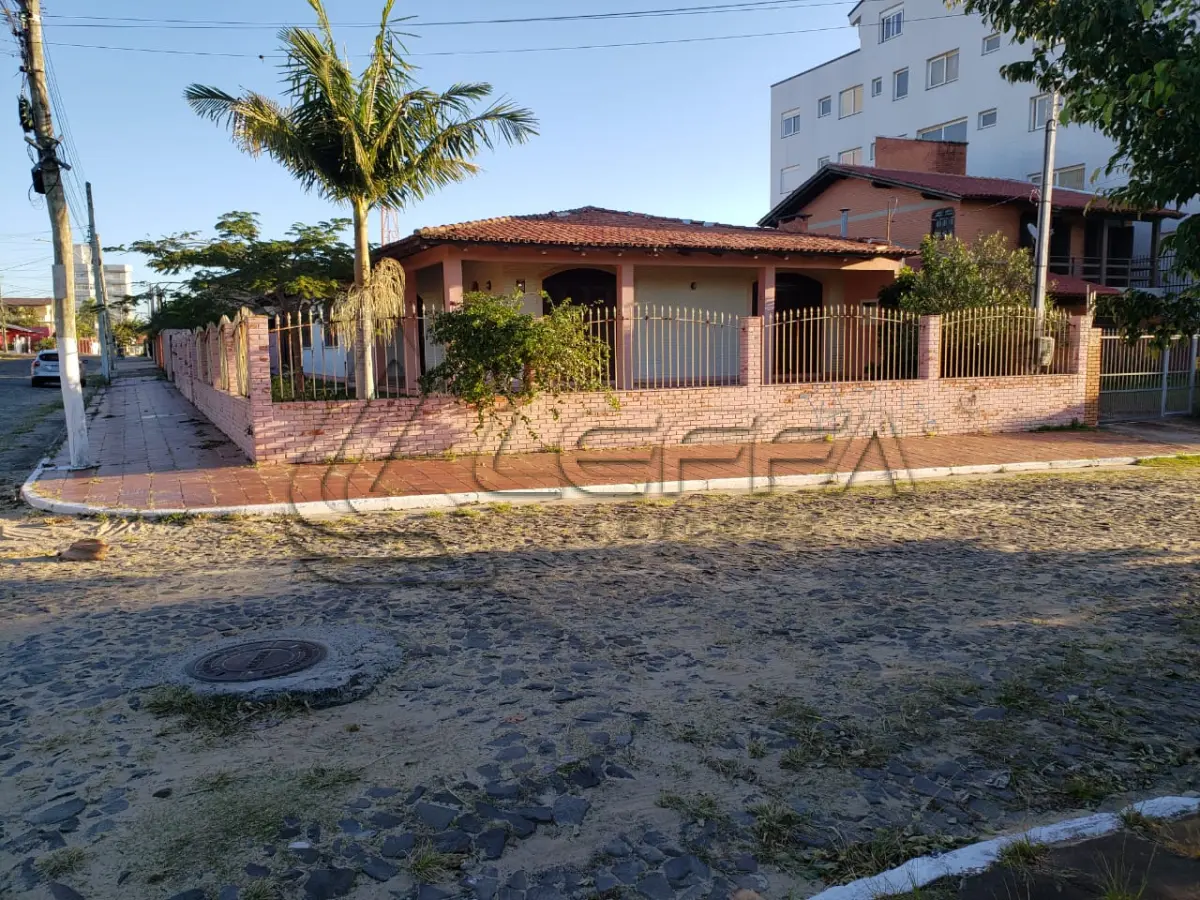 LOTE 001 - Terreno Urbano, Lote 11 da quadra 112, na Praia da Cal, em Torres/RS