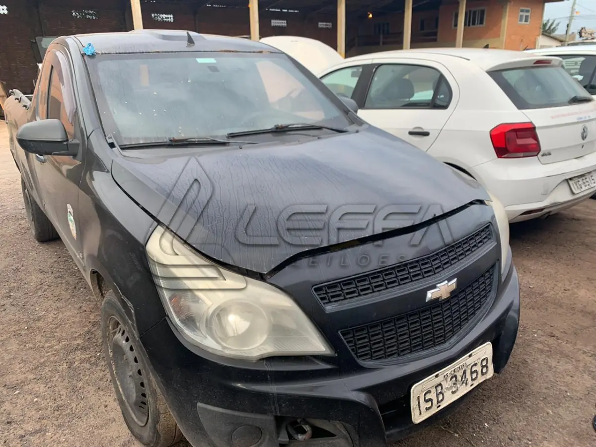 LOTE 005 - VEÍCULO GM/CHEVROLET MONTANA, LS, ano 2011, modelo 2012