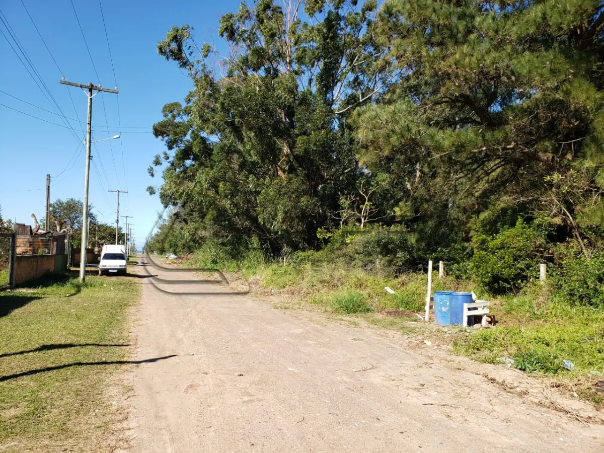LOTE 001 - Dois Terrenos, na mesma matrícula, Lotes 14 e 15 da Quadra 32, na Praia Azul em Arroio do Sal/RS