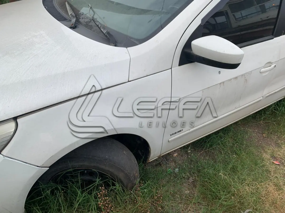 LOTE 014 - VEÍCULO VW/GOL 1.0, ano 2012 e modelo 2013