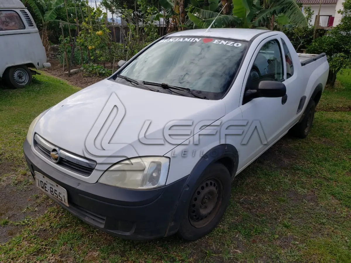 LOTE 001 - UM AUTOMÓVEL GM/MONTANA/CONQUEST, ANO E MODELO 2009/2010