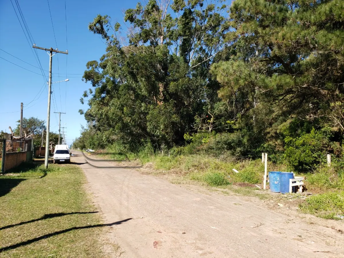 LOTE 001 - Dois Terrenos, na mesma matrícula, Lotes 14 e 15 da Quadra 32, na Praia Azul em Arroio do Sal/RS