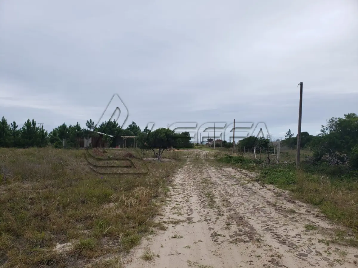 LOTE 001 - Terreno Urbano na Praia da Riviera, Lote 19 Quadra 09, em Torres/RS