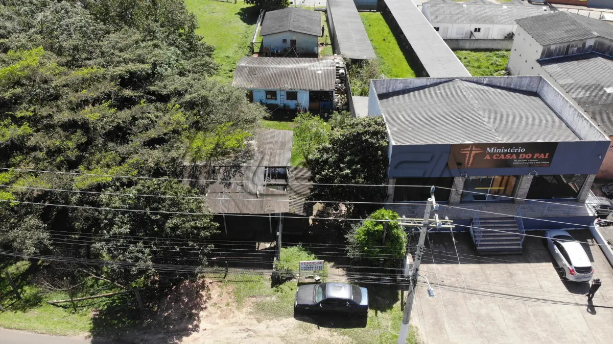 LOTE 001 - Terreno Urbano, com benfeitorias, na Avenida Castelo Branco, 2837, em torres/RS
