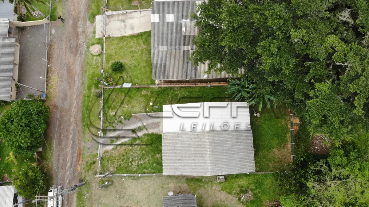 LOTE 001 - Terreno Urbano, com benfeitorias, na Rua Mario Dalpiaz, nº 130, na Vila São João, em Torres/RS