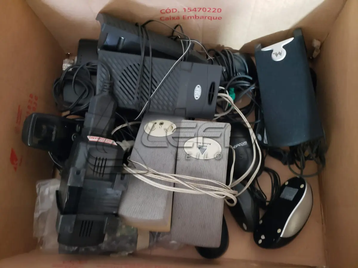 LOTE 008 - Equipamentos de Informática - CPUs, Nobreak, Estabilizador, impressoras, teclados, mouses, caixas de som, entre outros