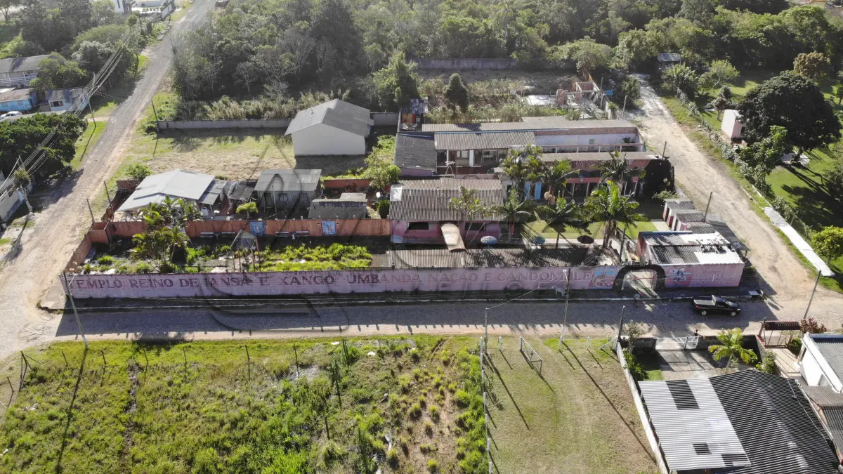 LOTE 001 - Terreno Urbano, com edificações, no bairro Centenário, Centro de Cultura Neusa Cury, em Torres/RS