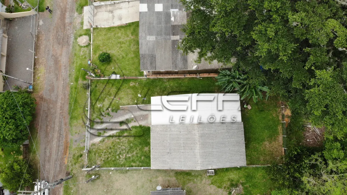 LOTE 001 - Terreno Urbano, com benfeitorias, na Rua Mario Dalpiaz, nº 130, na Vila São João, em Torres/RS