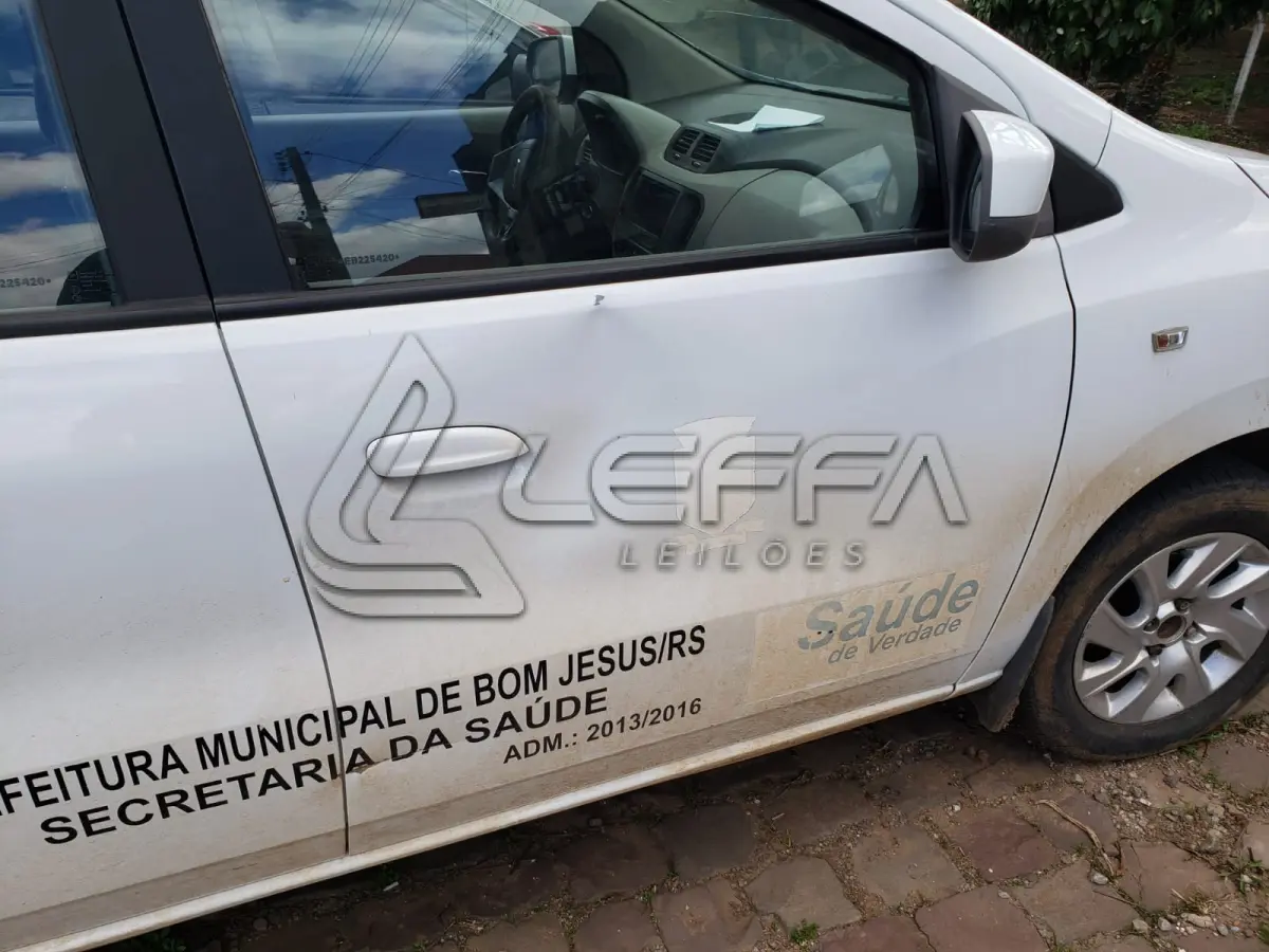LOTE 003 - VEÍCULO GM Spin, 1.8 LTZ, placas IVB-6343, flex, ano 2013,  modelo 2014