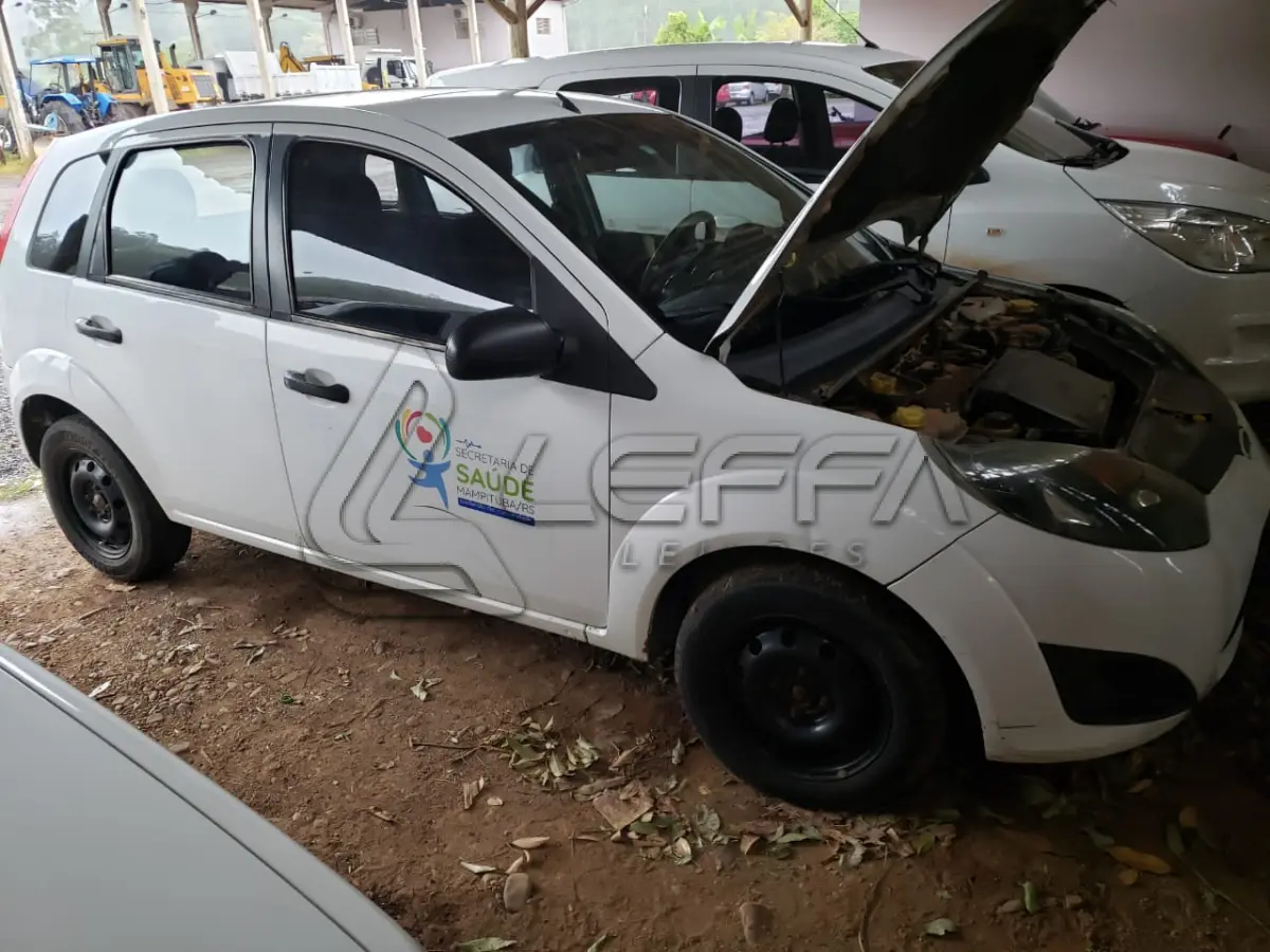 LOTE 006 - VEÍCULO FORD FIESTA, flex, placas ISI 2078, branca, ano 2011  e modelo 2012
