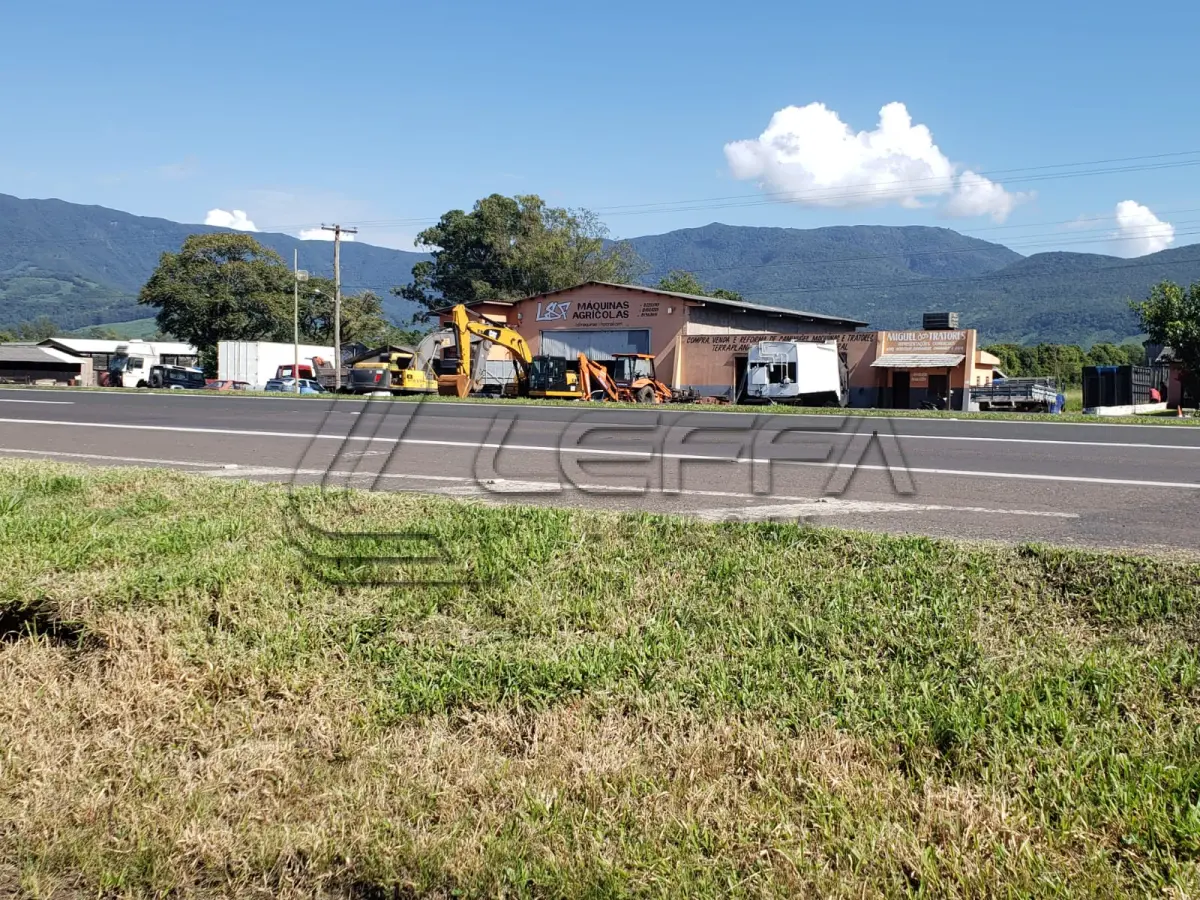 LOTE 001 - Fração Ideal DE 15,542,44 M² DO TODO MAIOR DE 38.244,00 M², de um terreno Rural na Sanga Funda em Terra de Areia/RS