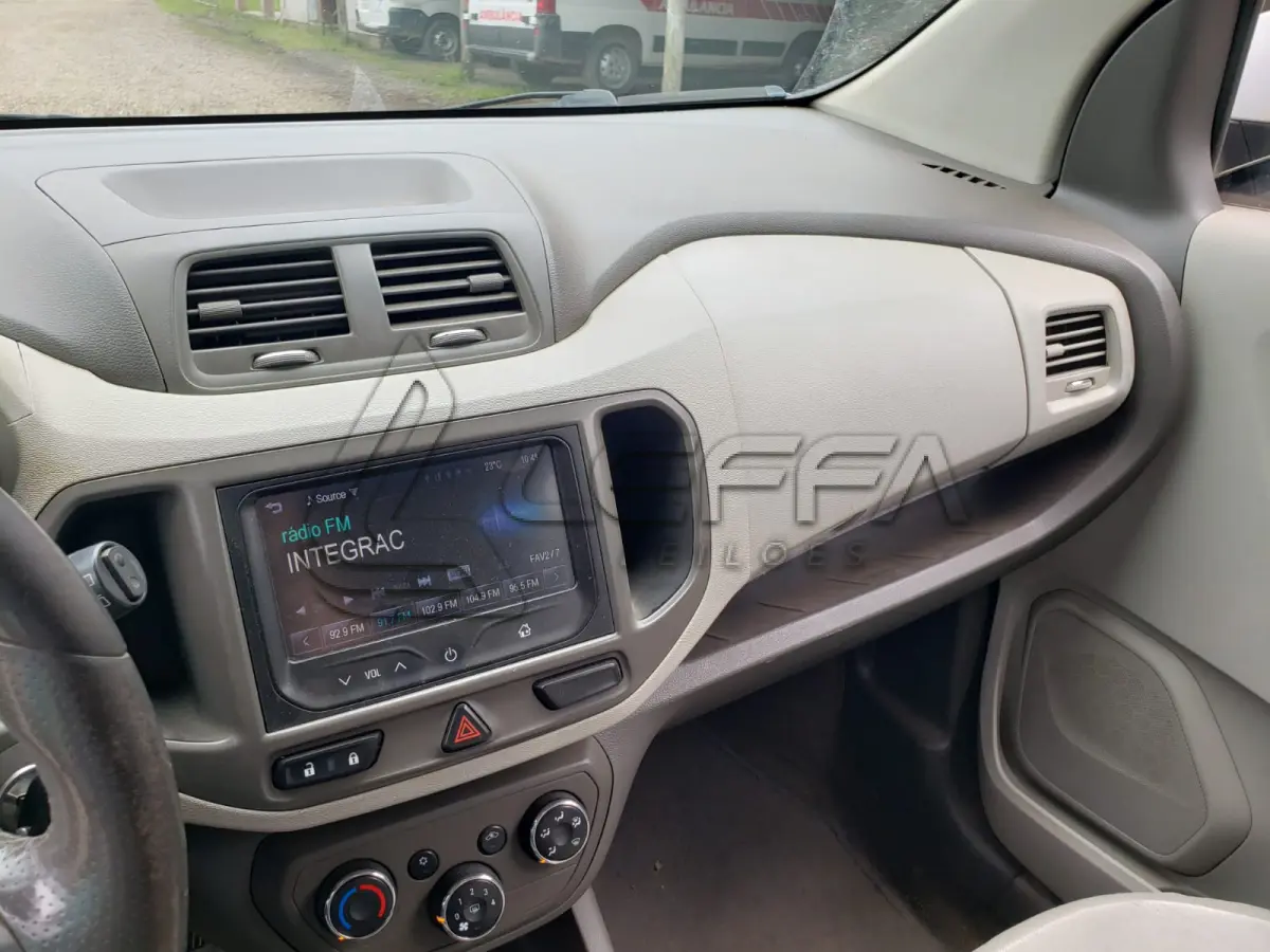LOTE 003 - AUTOMÓVEL CHEVROLET, SPIN 1.8 L MT LTZ, ano de fabricação/modelo 2013/2014