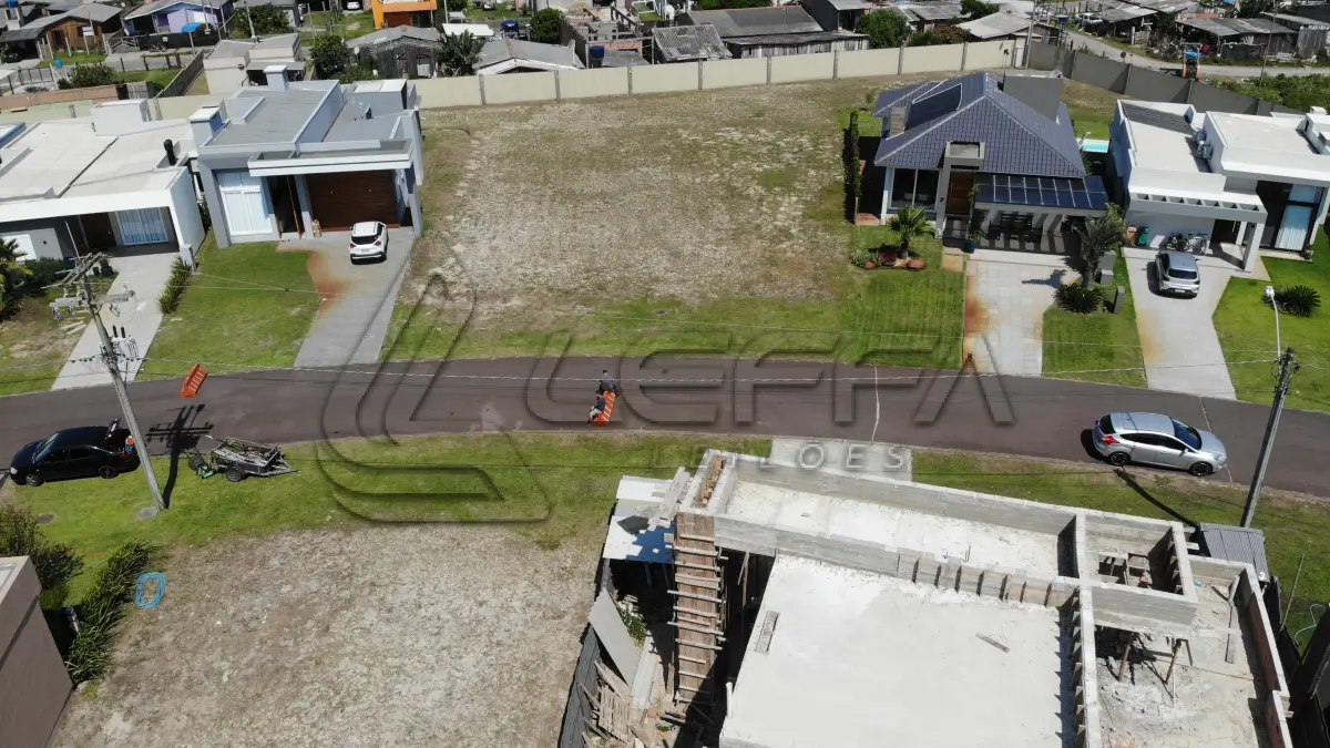 LOTE 001 - Terreno Urbano, no condomínio Riviera 2, em Xangri-lá/RS