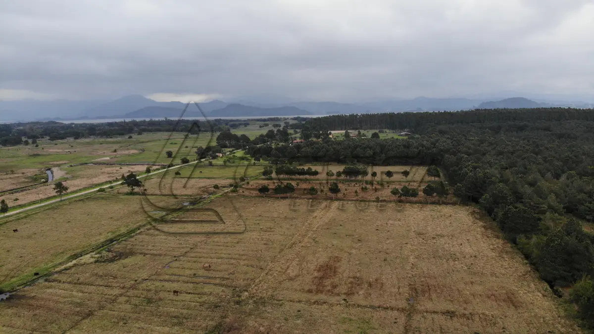 LOTE 001 - Uma Gleba de Terras, de 53,73 Hectares, na Rondinha, em Arroio do Sal/RS