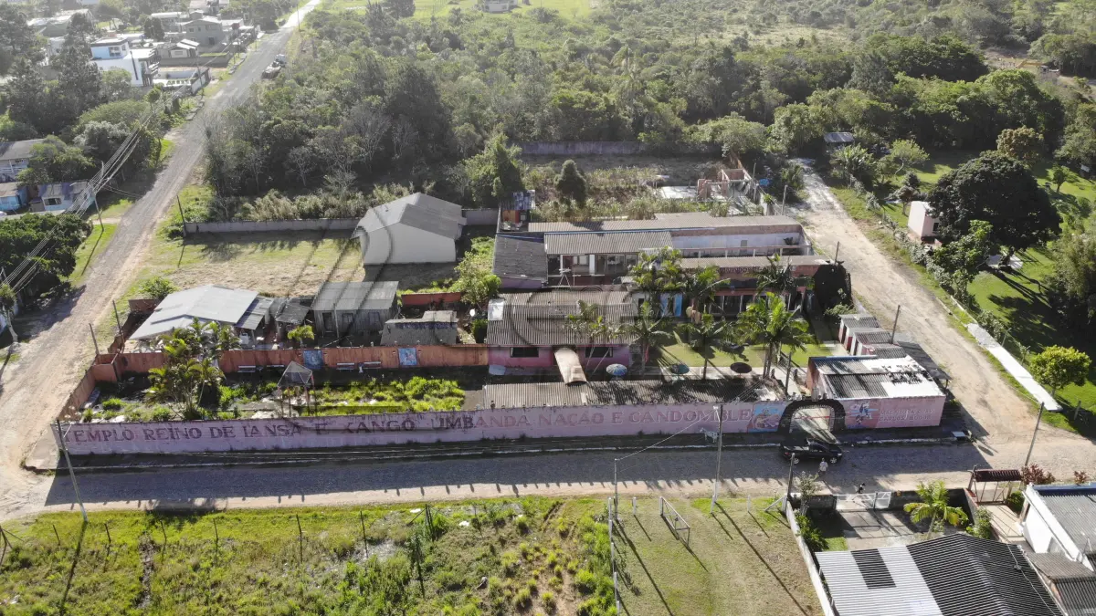 LOTE 001 - Terreno Urbano, com edificações, no bairro Centenário, Centro de Cultura Neusa Cury, em Torres/RS