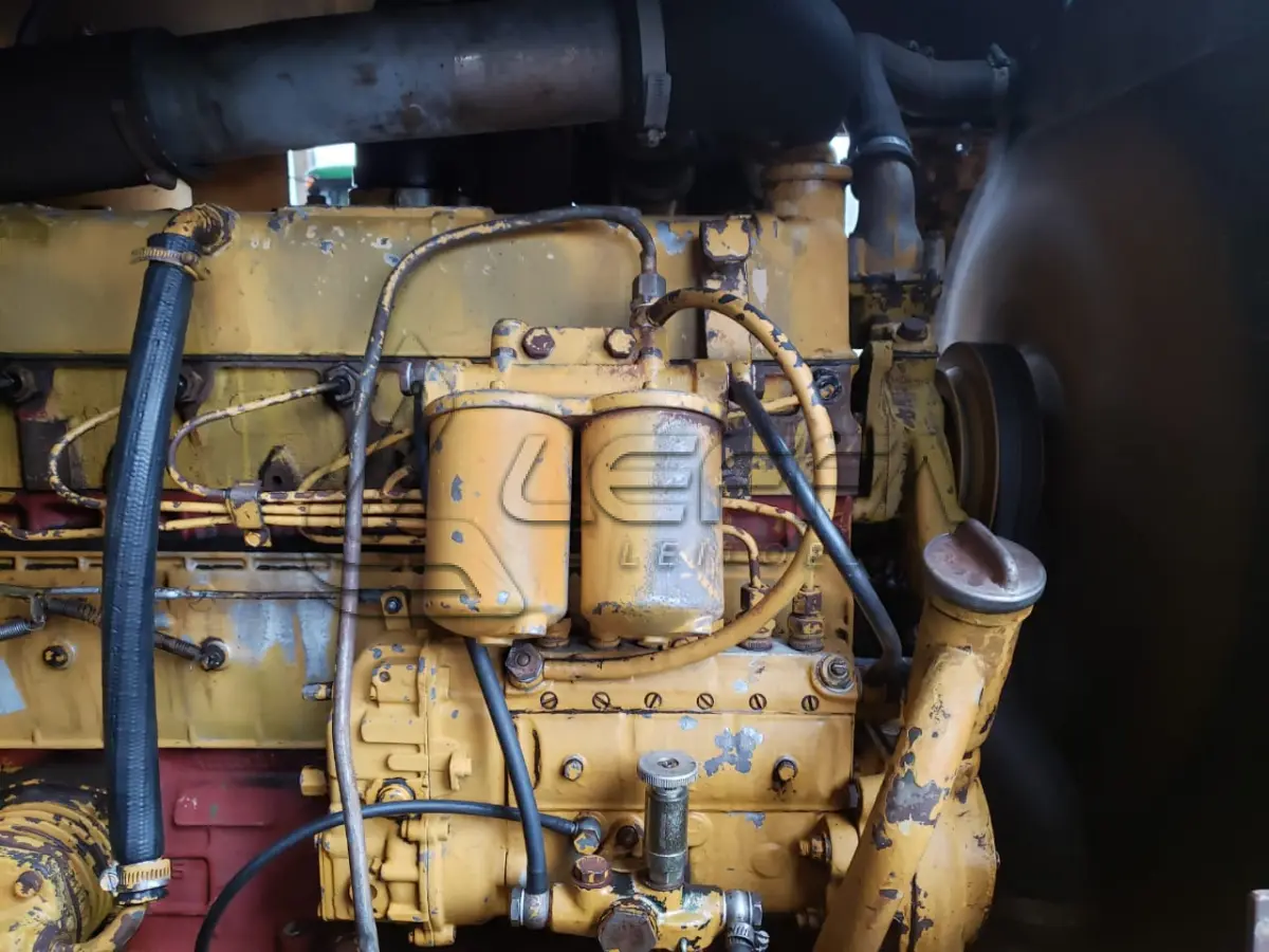 LOTE 002 - PÁ CARREGADEIRA, MICHIGAN, 55C, diesel,  ano e modelo 1985