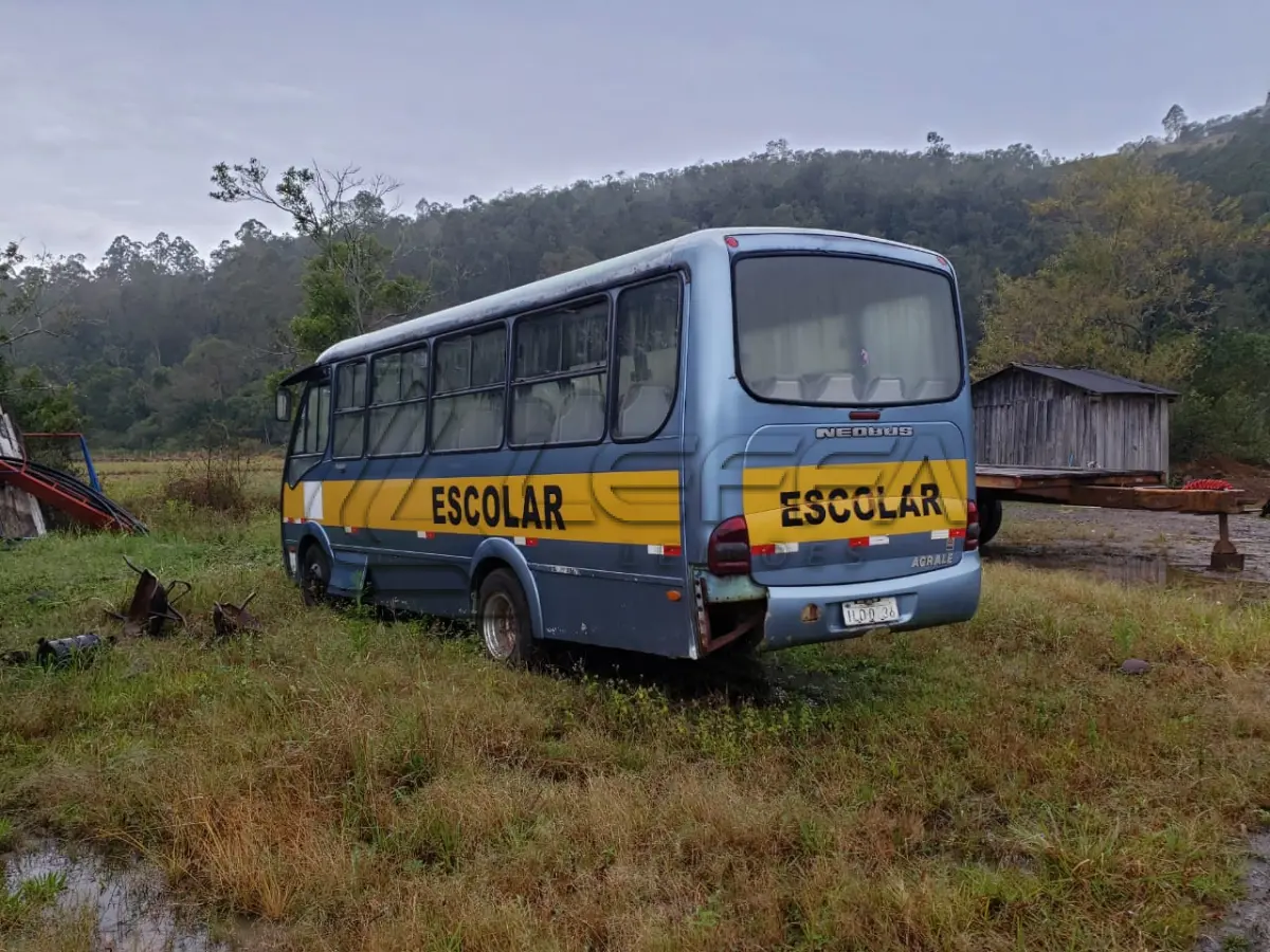 LOTE 004 - ÔNIBUS AGRALE NEO BUS, diesel, placas ILD 0136, ano e  modelo 2003