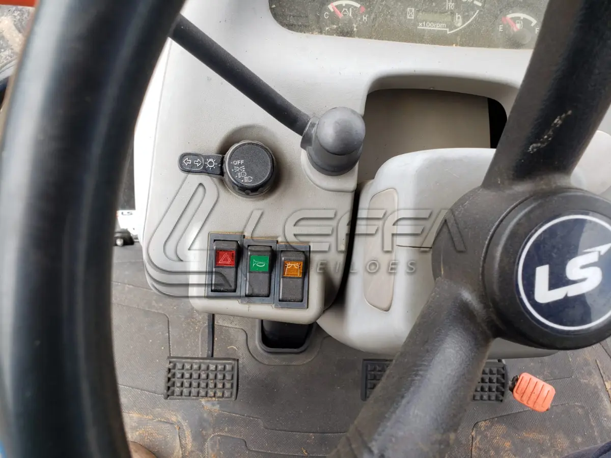 LOTE 007 - TRATOR AGRÍCULA, LS PLUS 80 ROPS, modela LPS 80R01, ano e modelo 2019