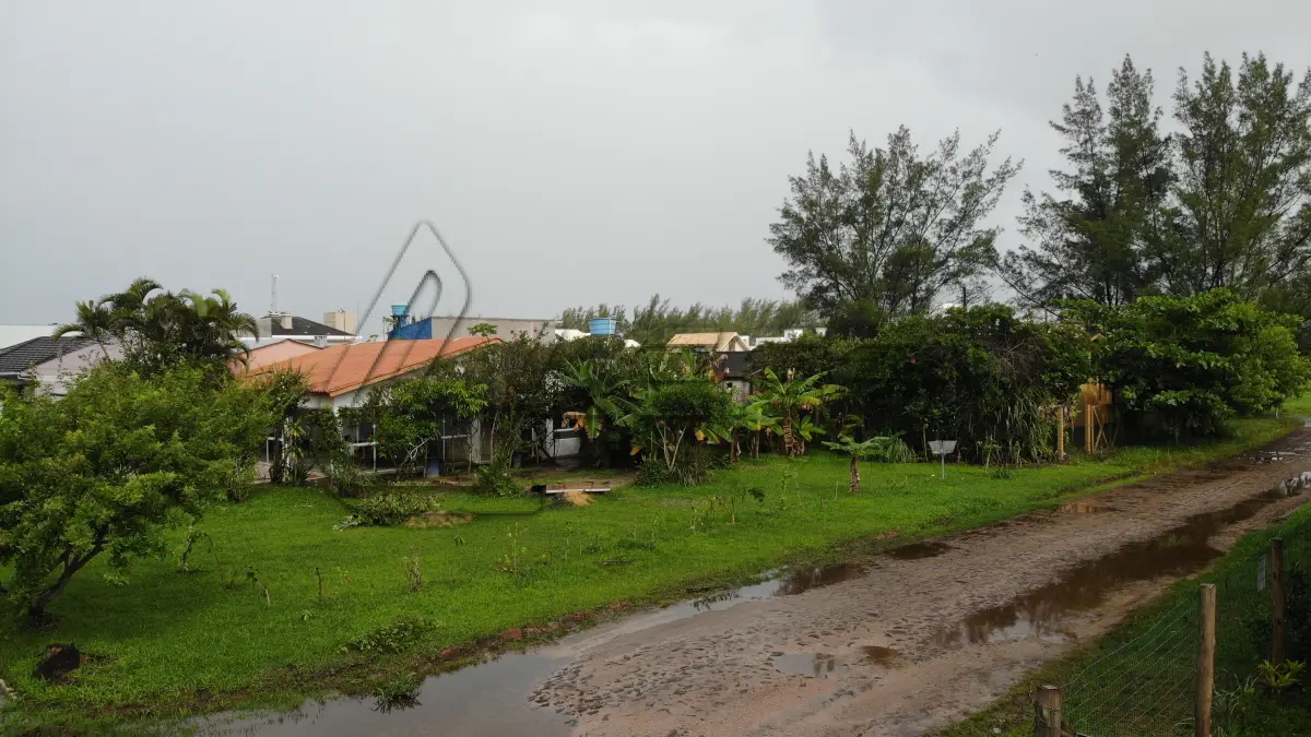 LOTE 001 - Terreno Urbano, Lote 20 Quadra 20, na Praia Real, em Torres/RS