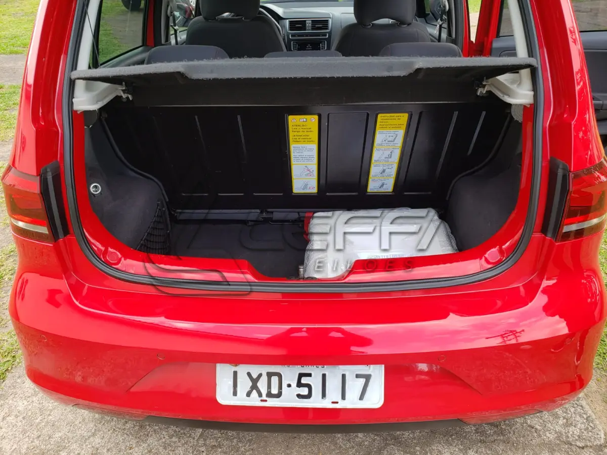 LOTE 001 - VEÍCULO VW/NOVO FOX HL MD, PLACAS IXD-5117, VERMELHO, ANO E MODELO 2016, ÚNICO DONO