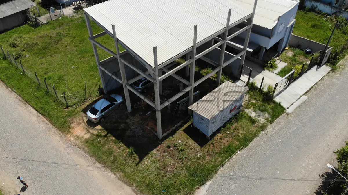 LOTE 006 - Terreno Urbano, Lote 05 Quadra 14 I, construção em alvenaria, desocupado, próximo a Av. Castelo branco, em Torres/RS