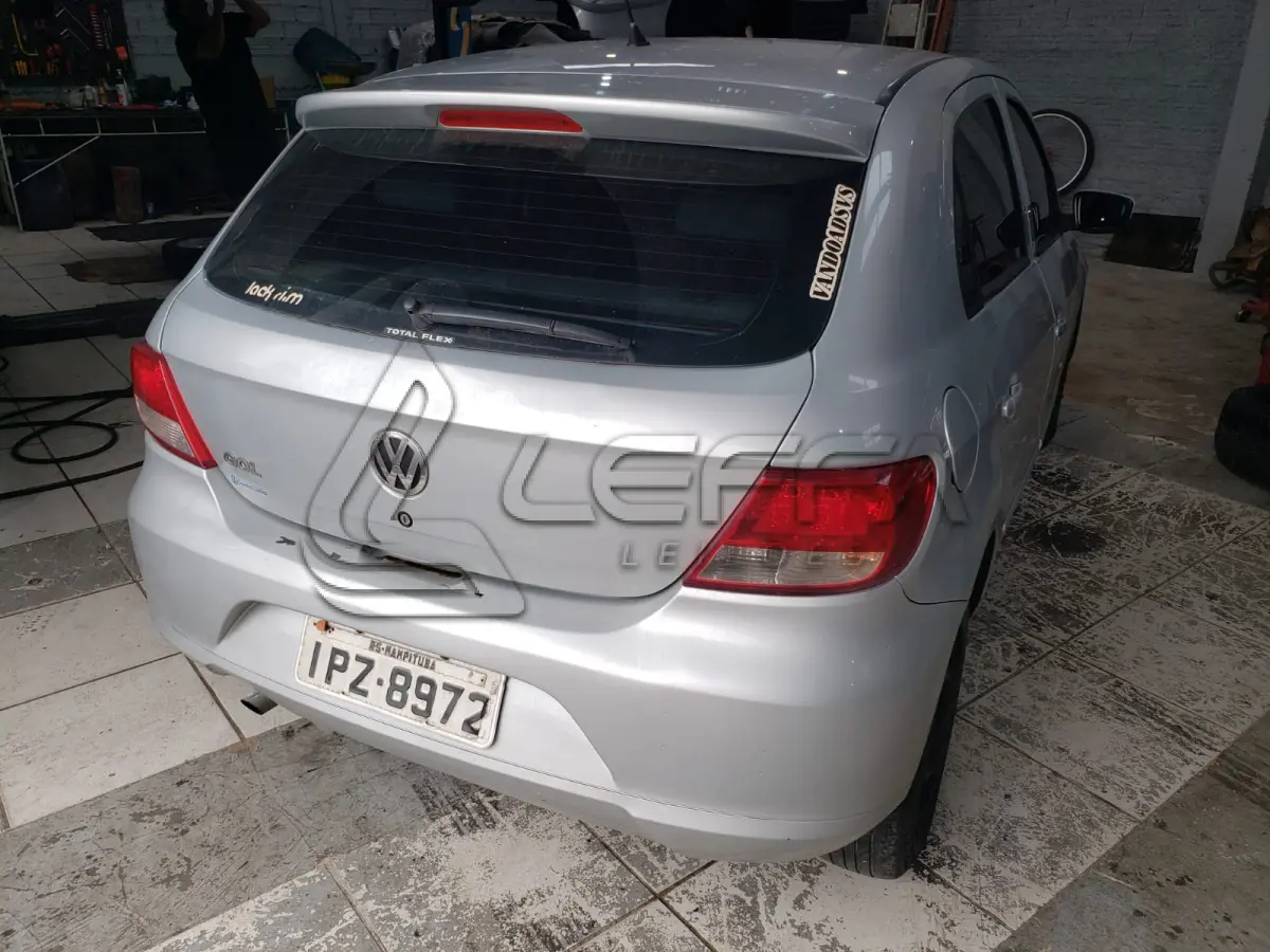 LOTE 003 - UM AUTOMÓVEL GOL 1.0 WOLKSWAGEM, ano/modelo 2009/2010